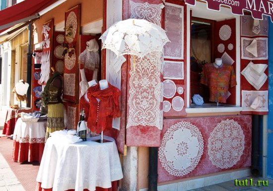 Остров Бурано - кружева, Италия