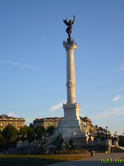 Памятник жирондистам в Бордо