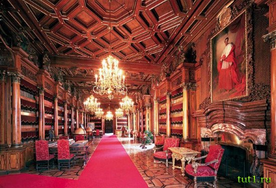 Замок Глубока - Чехия