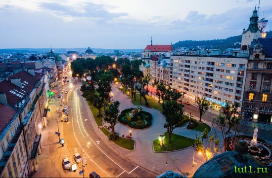 Проспект Свободы - центральная улица Львова