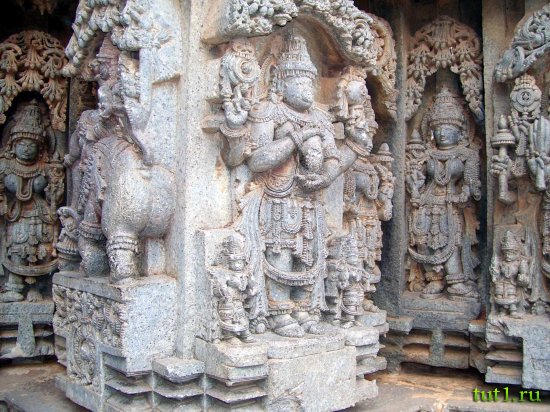Индия - пещерные храмы Эллоры