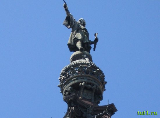 Памятник Христофору Колумбу в Барселоне