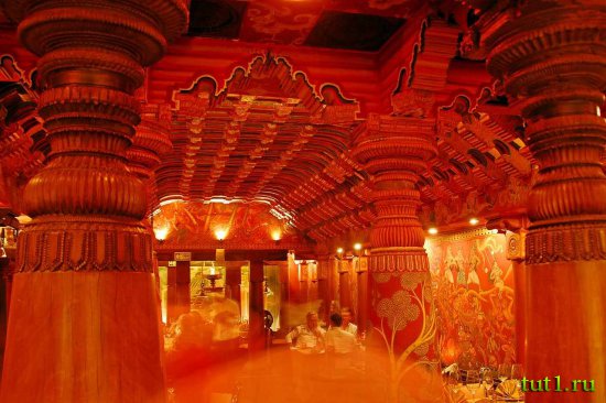 Ресторан The Spice Route - Дели, Индия