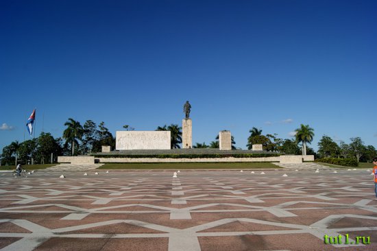 Санта-Клара - памятник Че Геваре