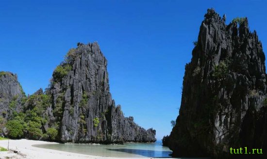 Филиппинские острова - "черные" скалы Эль Нидо