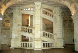 Замок Шамбор - лестница Леонардо да Винчи