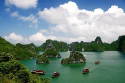 Бухта Халонг — Вьетнам