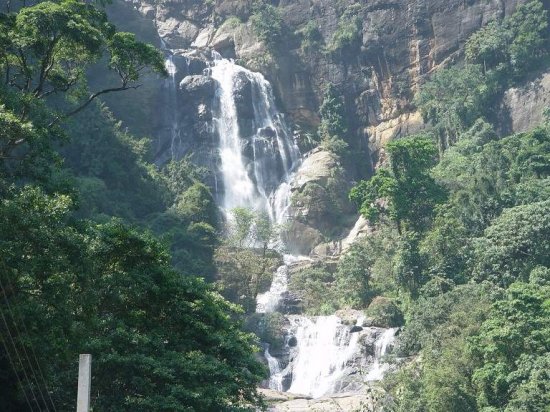 Водопад Ravana Ella - Нувара-Элия, Шри-Ланка