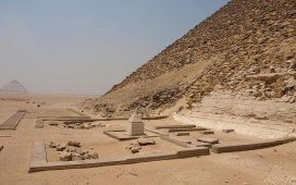 Красная пирамида Снофру - Дахшур